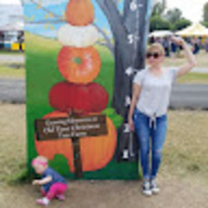 Meet your Posher, Stacy